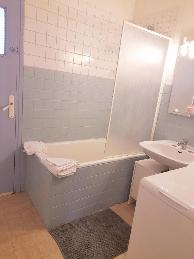 Appartement F3 Avec Balcon Perpignan Exterior foto